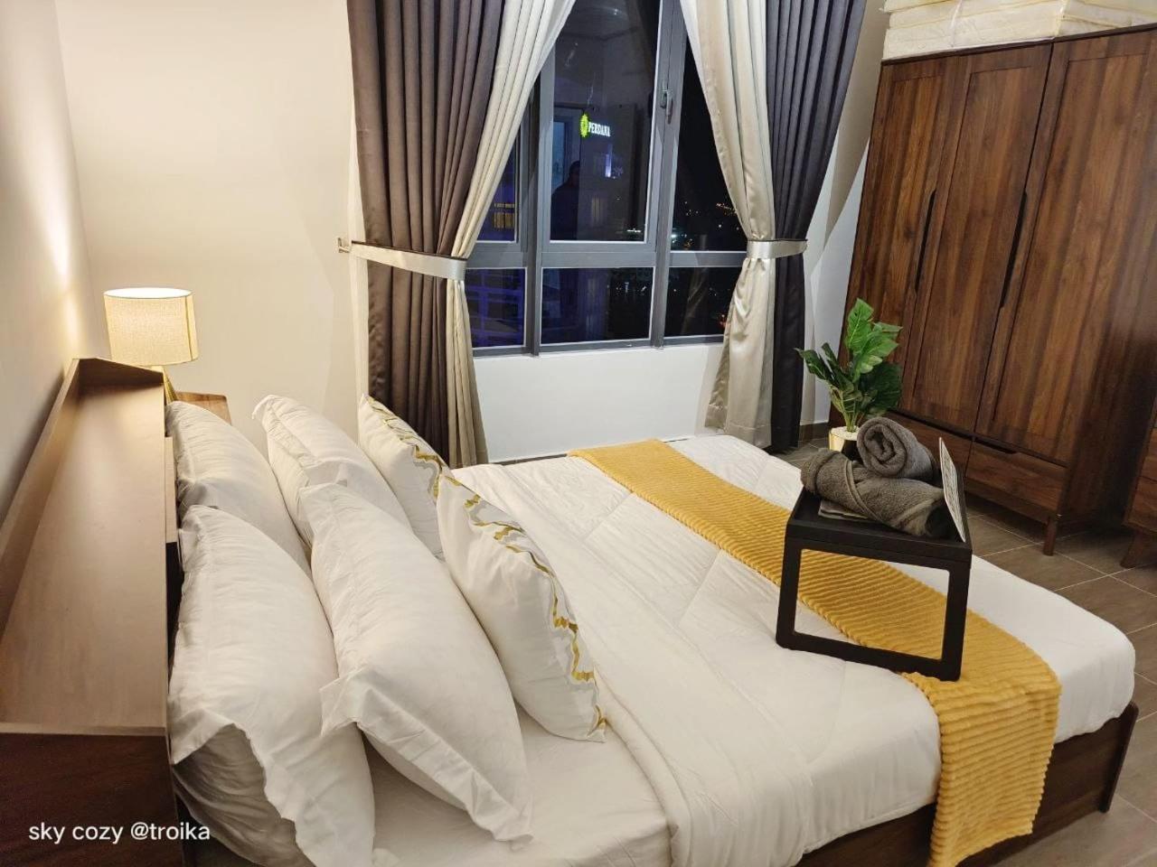 Sky Cozy Troika Residence, 1 Bedroom 4-6 Pax, 2 Bedrooms 6-8 Pax, Pool Vew, Sky & City View, Free Parking, Pool, Unlimited Wifi & Netflix Kota Bharu Eksteriør bilde